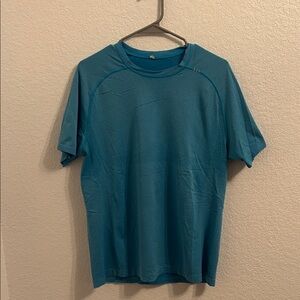 lululemon athletica Men's Ocean Blue Tee